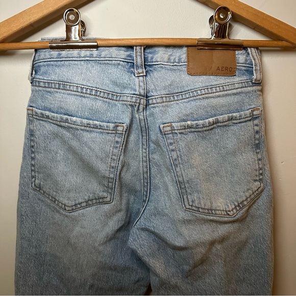 Aeropostale Mom Jeans Distressed Cropped Boot Cut Light Medium Wash 000 Regular - Picture 7 of 11